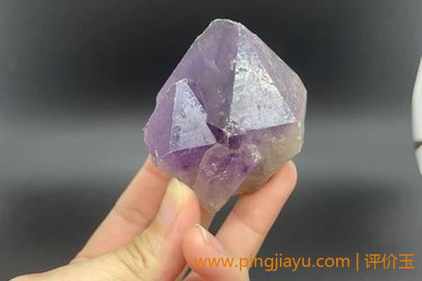  紫水晶 (Amethyst)